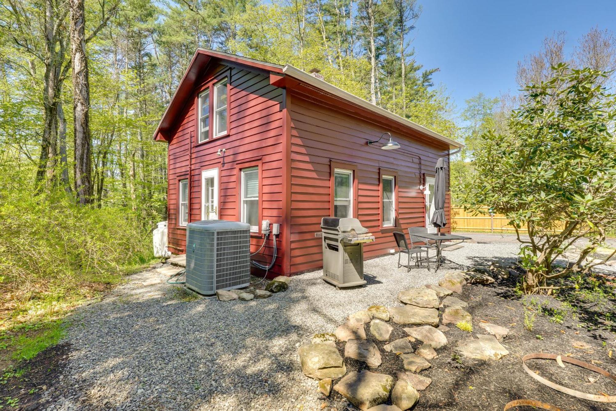 Updatedandpet-Friendly Cabin By Hikes And Woodstock! Bearsville Buitenkant foto